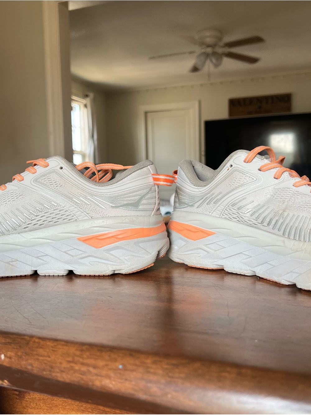 Hoka Bondi 7 Women's Light Gray and Peach Running Shoes - Picture 9 of 12